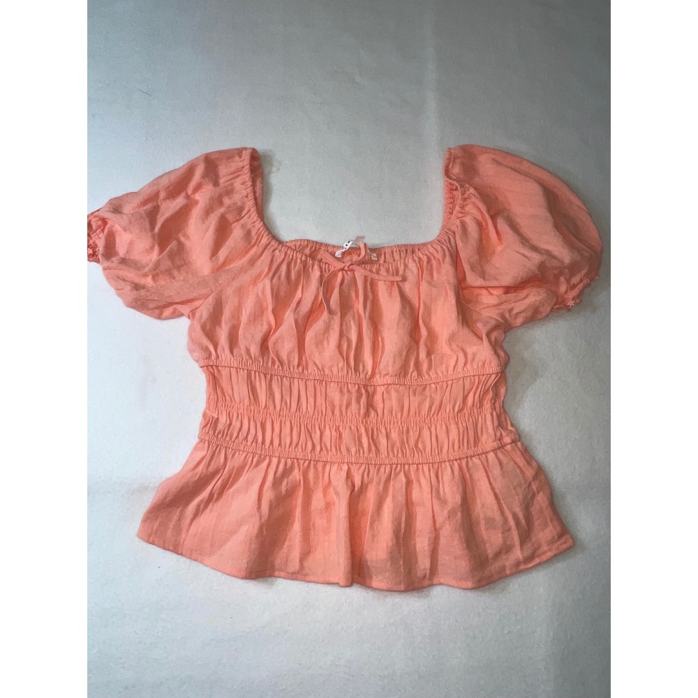 Celebrity Pink Puff Sleeve Top Women's Size Med Peach NEW Smocked Peplum Blouse